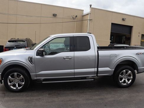 Used 2021 Ford F150 XLT w/ Equipment Group 302A High AWD/4WD image 4