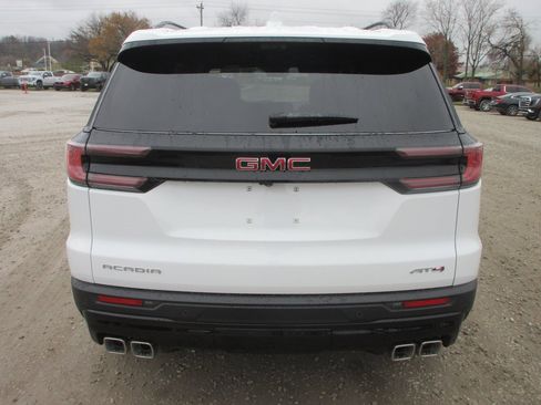 New 2026 GMC Acadia AT4 image 6