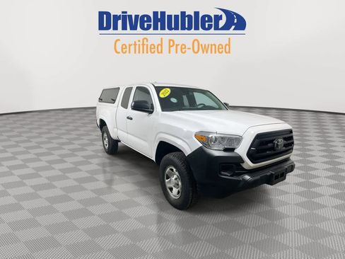 Used 2022 Toyota Tacoma SR image 2