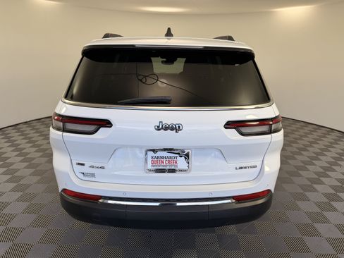 Used 2021 Jeep Grand Cherokee L Limited AWD/4WD image 4