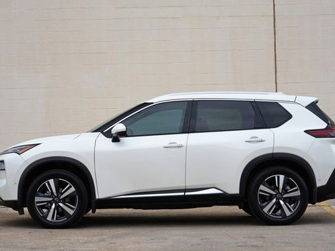 Used 2023 Nissan Rogue SL w/ SL Premium Package FWD image 8