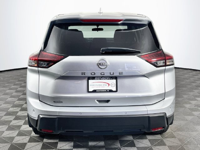 Used 2025 Nissan Rogue SV FWD image 7