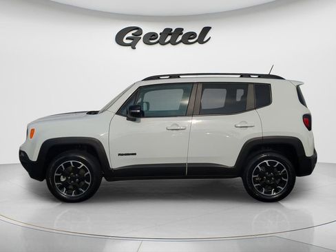 Used 2023 Jeep Renegade Latitude AWD/4WD image 8