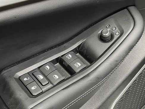 New 2026 Jeep Grand Cherokee Limited w/ Limited Altitude Package AWD/4WD image 31