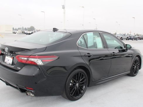 Certified 2023 Toyota Camry XSE image 3