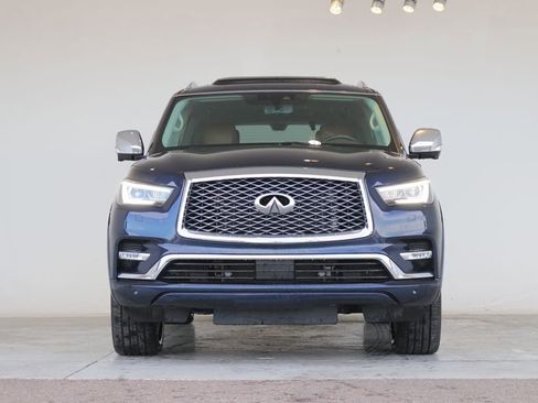 Certified 2018 INFINITI QX80 4WD w/ Deluxe Technology Package image 8