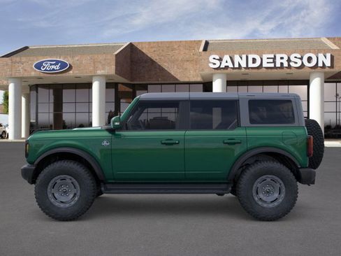 New 2025 Ford Bronco Outer Banks w/ Sasquatch Package image 3