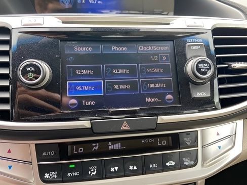 Used 2013 Honda Accord EX-L image 22