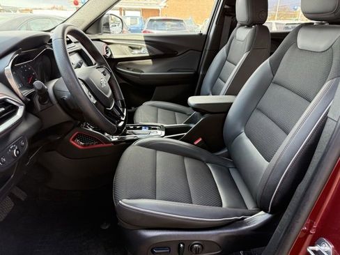 Used 2023 Chevrolet TrailBlazer RS w/ Convenience Package image 17