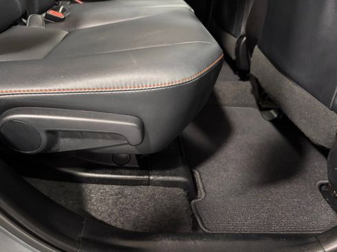 Used 2017 Toyota RAV4 SE w/ Advanced Technology Package image 24