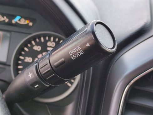 Used 2020 Ford F150 XLT w/ Equipment Group 302A Luxury image 17