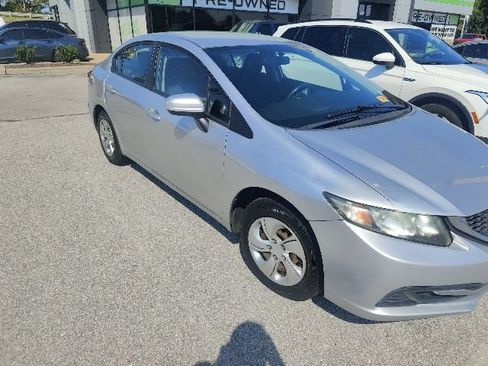 Used 2014 Honda Civic LX image 9