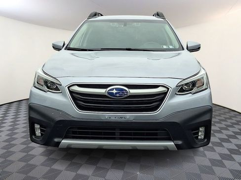 Used 2020 Subaru Outback Limited image 5