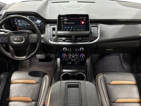 Used 2024 GMC Yukon AT4 w/ AT4 Premium Package AWD/4WD image 21