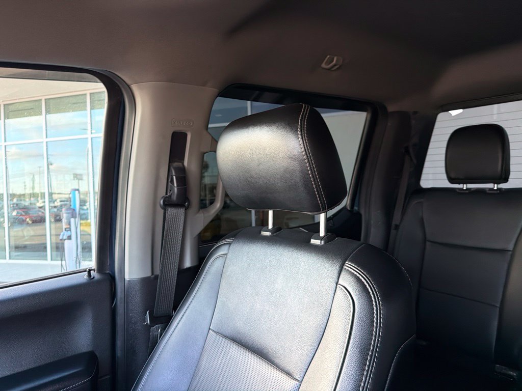 Used 2019 Ford F250 Lariat w/ FX4 Off-Road Package AWD/4WD image 24