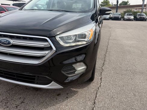 Used 2017 Ford Escape Titanium w/ Equipment Group 301A AWD/4WD image 15