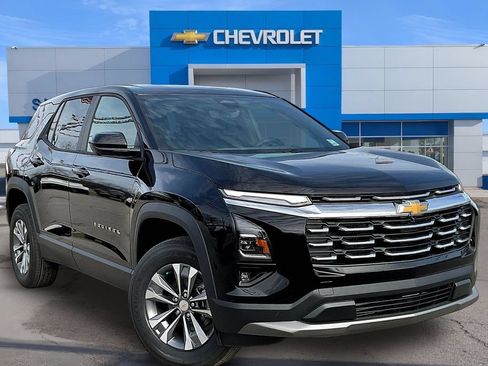 New 2026 Chevrolet Equinox LT w/ Safety and Technology Package FWD image 2