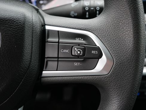 Used 2022 Jeep Compass Sport image 28