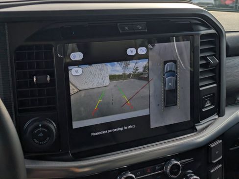 New 2025 Ford F150 Lariat w/ Equipment Group 502A High image 31