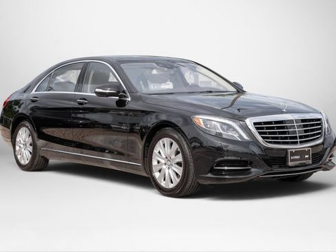 Used 2014 Mercedes-Benz S 550 Sedan image 4