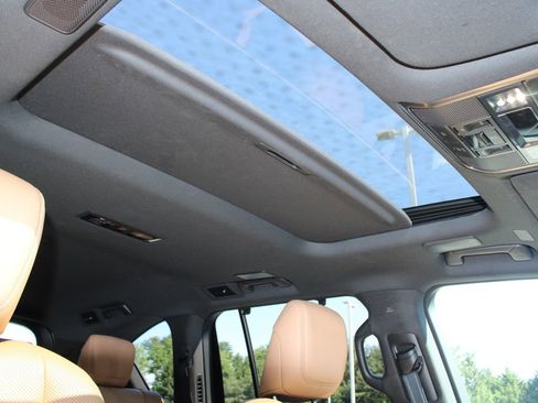 Used 2023 Lexus LX 600 4WD w/ Appearance Package image 31