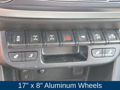 Used 2017 Chevrolet Colorado ZR2 w/ LPO, Premium Interior Package AWD/4WD image 30