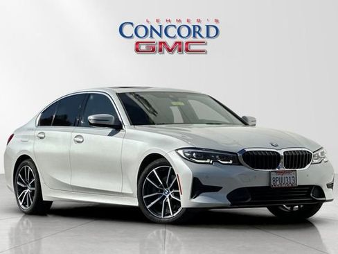 Used 2020 BMW 330i Sedan w/ Convenience Package image 1