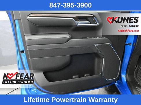 Used 2025 Chevrolet Silverado 1500 LT Trail Boss w/ LPO, Dark Essentials Package AWD/4WD image 14