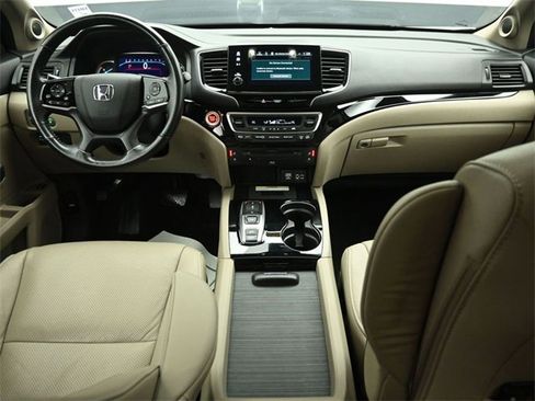 Used 2019 Honda Pilot Elite image 22