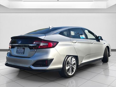 Certified 2018 Honda Clarity Plug-In Hybrid image 5