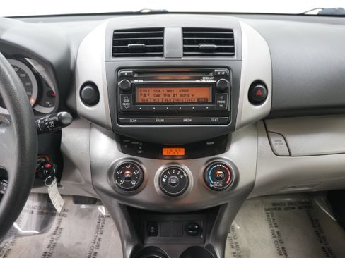 Used 2012 Toyota RAV4 FWD w/ Upgrade Value Pkg image 15