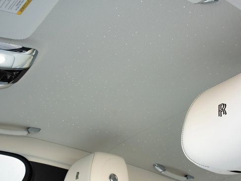 Used 2024 Rolls-Royce Ghost image 25