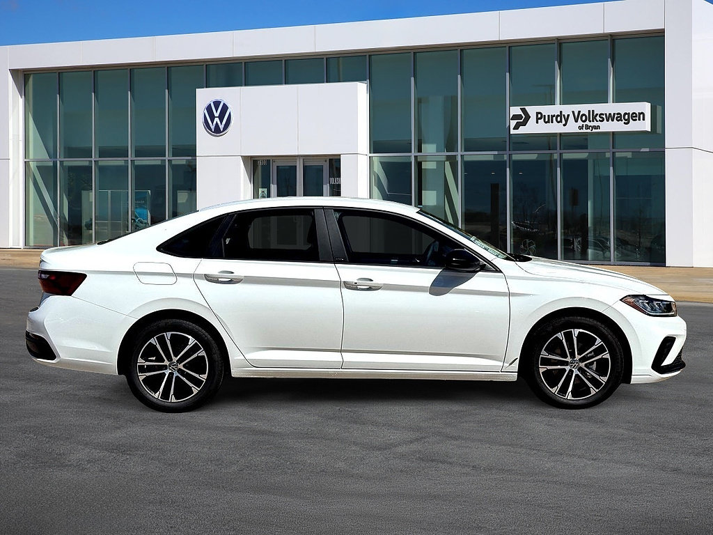 New 2027 Volkswagen Jetta Sport FWD image 9