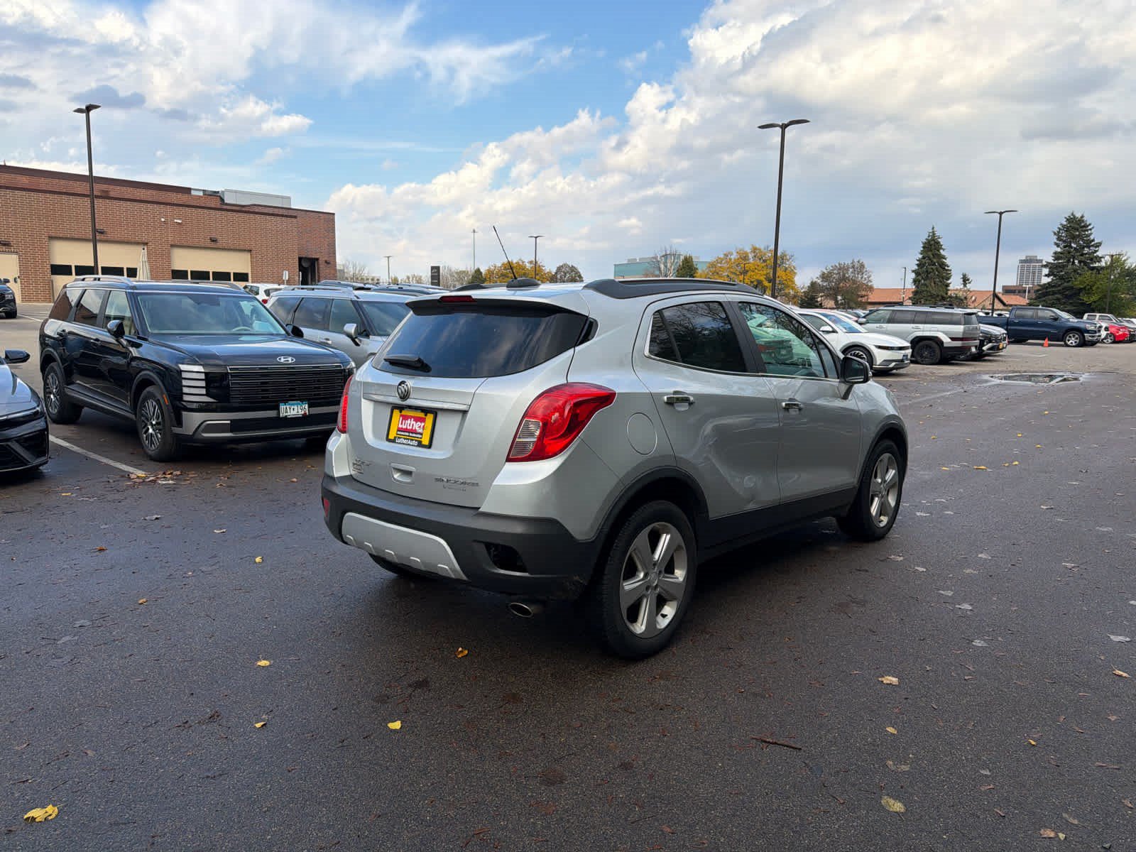 Used 2016 Buick Encore FWD image 2