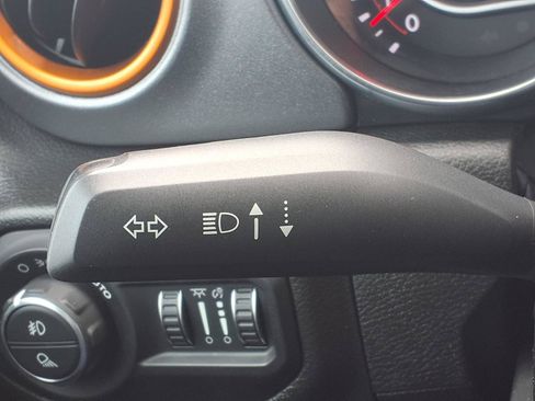 Used 2022 Jeep Gladiator Mojave AWD/4WD image 21