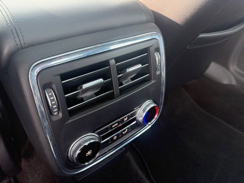 Used 2017 Lincoln Continental Reserve w/ Luxury Package image 12