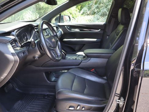 Used 2021 Cadillac XT5 Premium Luxury FWD image 15