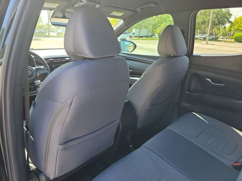 Used 2023 Hyundai Santa Cruz SE AWD/4WD image 10