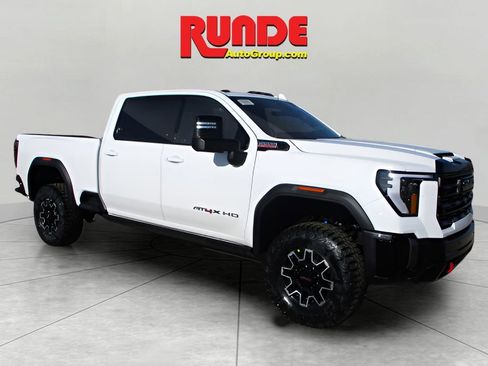 Used 2024 GMC Sierra 2500 AT4X AWD/4WD image 7