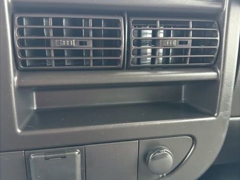 Used 2023 GMC Savana 2500 Work Van w/ Driver Convenience Package image 27