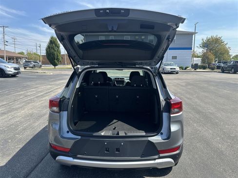 Used 2023 Chevrolet TrailBlazer LT w/ Convenience Package image 24
