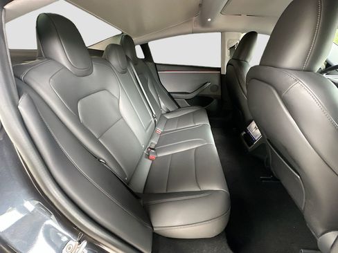 Used 2024 Tesla Model 3 Standard Range image 27