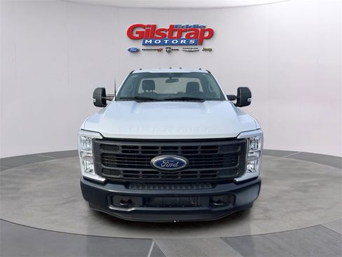Used 2023 Ford F350 XL image 2