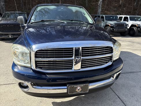 Used 2007 Dodge Ram 1500 Truck SLT image 2