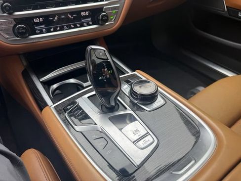 Used 2016 BMW 740i RWD image 22