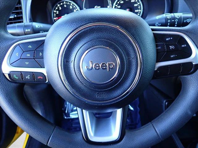 Used 2023 Jeep Renegade Latitude AWD/4WD image 13