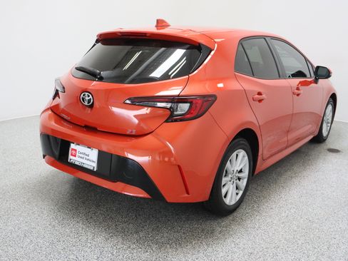 Certified 2025 Toyota Corolla SE FWD image 7