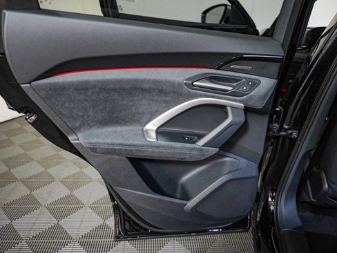 New 2025 Audi SQ5 Premium Plus image 23