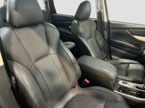 Used 2021 Subaru Ascent Limited w/ Technology Package image 31