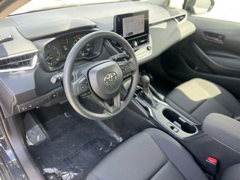 Used 2024 Toyota Corolla LE FWD image 13